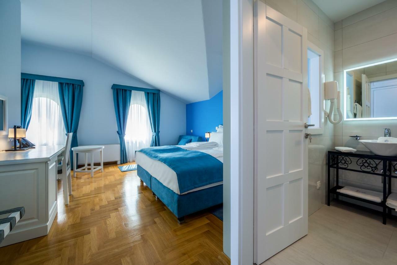 Hotel Domino Abbazia Esterno foto