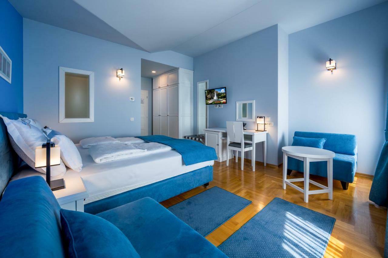 Hotel Domino Abbazia Esterno foto