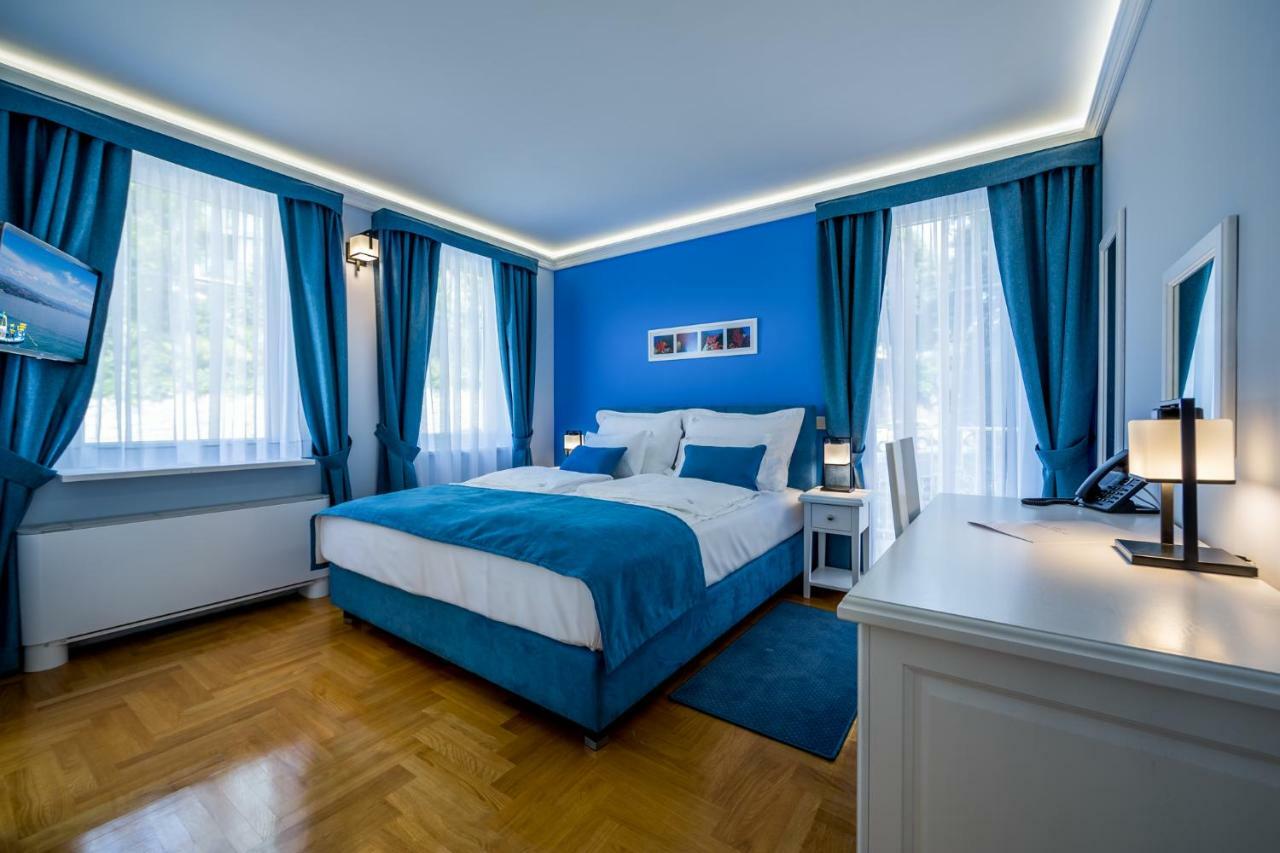 Hotel Domino Abbazia Esterno foto