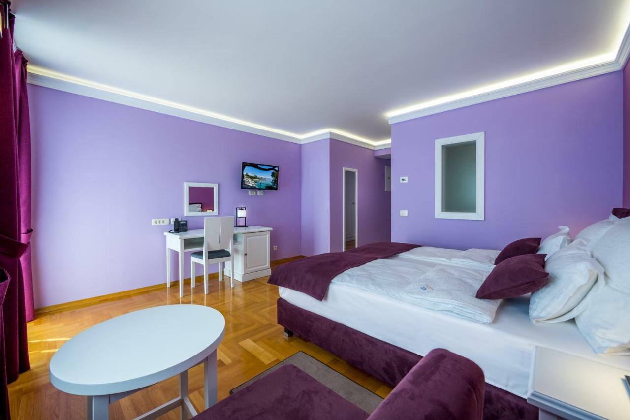 Hotel Domino Abbazia Esterno foto