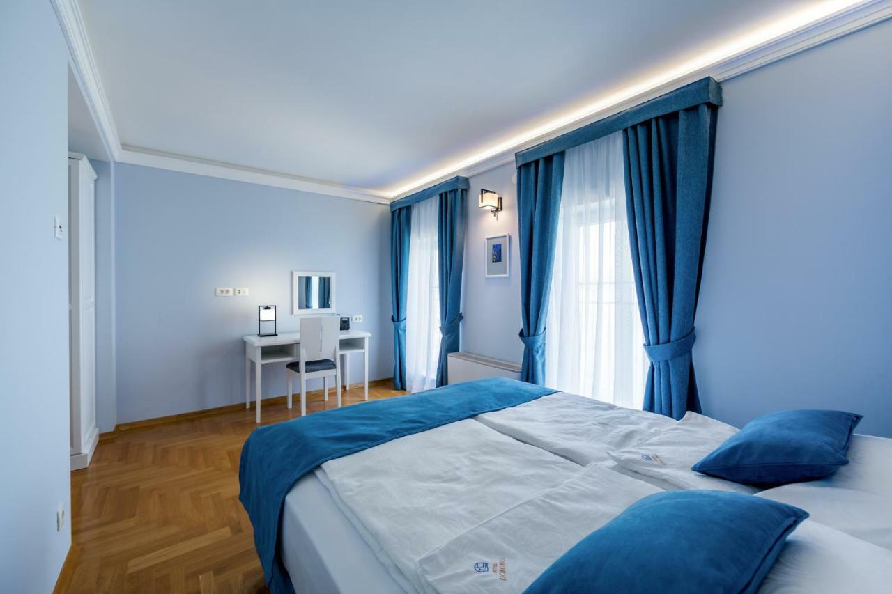 Hotel Domino Abbazia Esterno foto